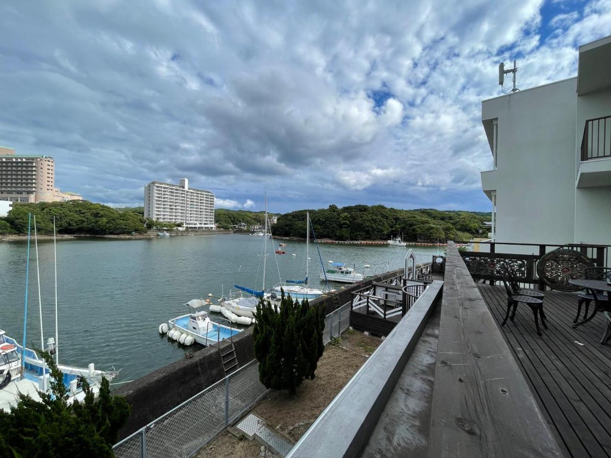 Marina Hotel Kaikuu Shirahama Zewnętrze zdjęcie